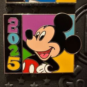 ✨3 for $32✨ Mickey 2025 Lanyard Pin